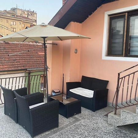 Micin Dom Apartamento Pirot Exterior foto