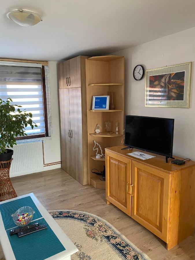 Micin Dom Apartamento Pirot Exterior foto
