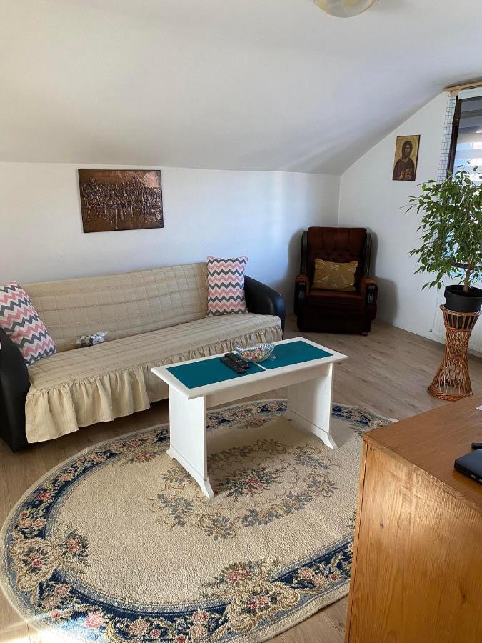 Micin Dom Apartamento Pirot Exterior foto
