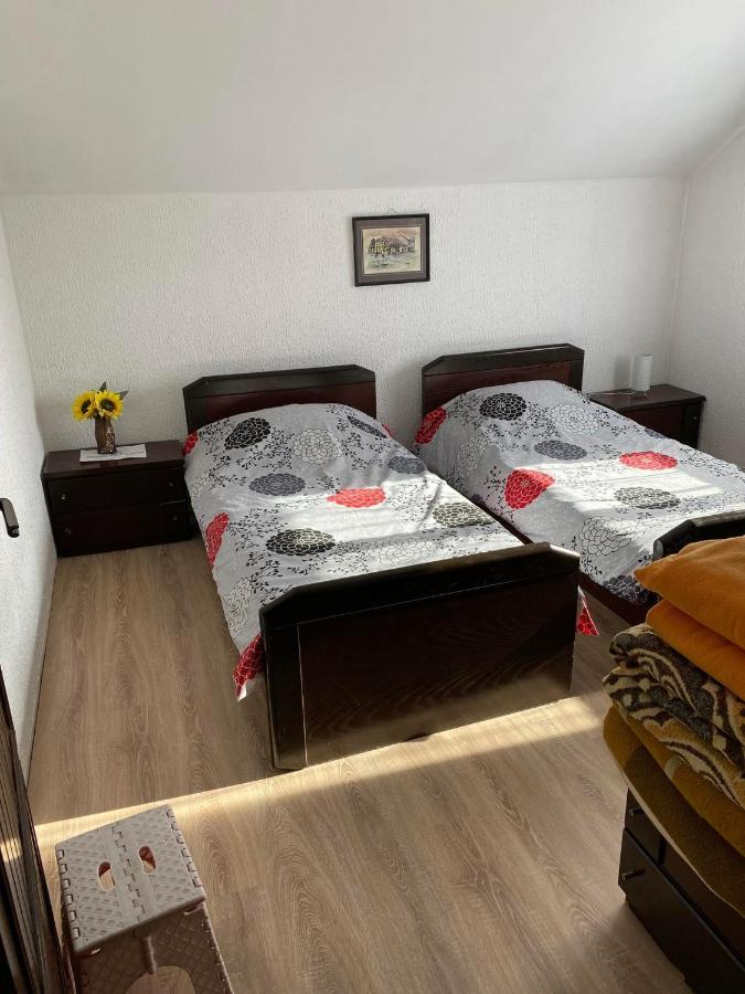 Micin Dom Apartamento Pirot Exterior foto